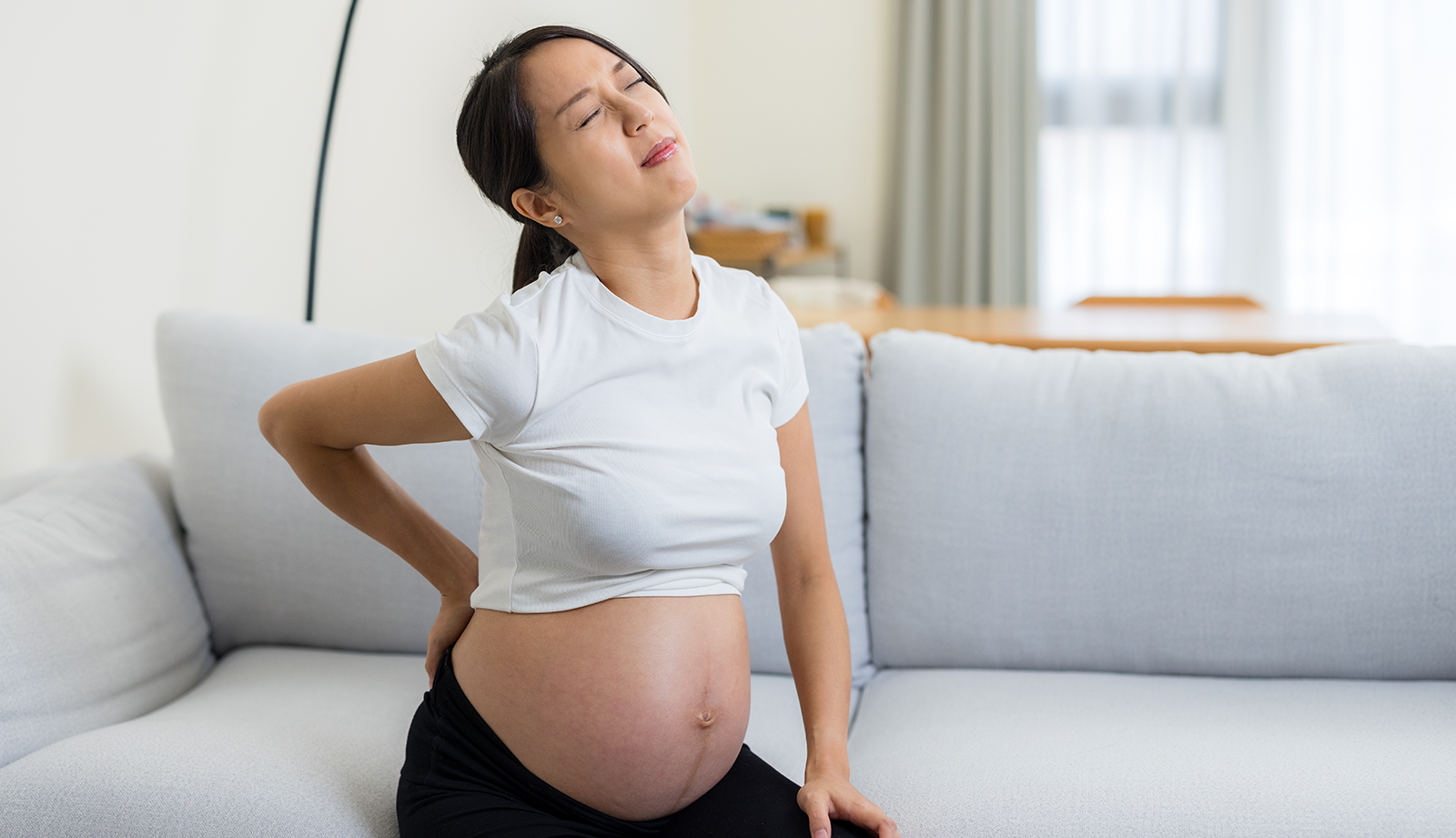Early Pregnancy Lower Back Cramps: Should You Be Concerned?